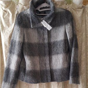 Talbots  Women's Lg. Plaid Grey Sz 4 Petite Jacket